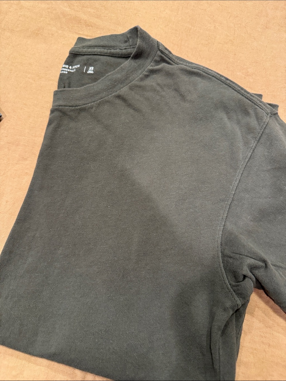 Bundle of 3 Abercrombie Soft A&F Essentials Relaxed Tees - Picture 4 of 4